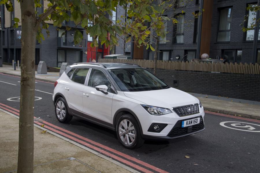 Seat Arona 2017 года  (UK) (фото 6 из 40)